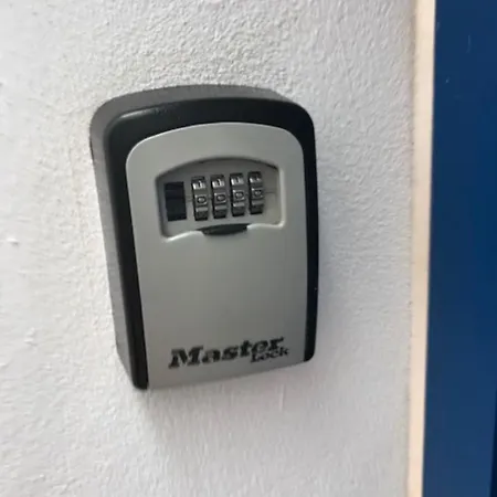 Amazing Sea View With Sun Drenched Terrace! Appartamento *