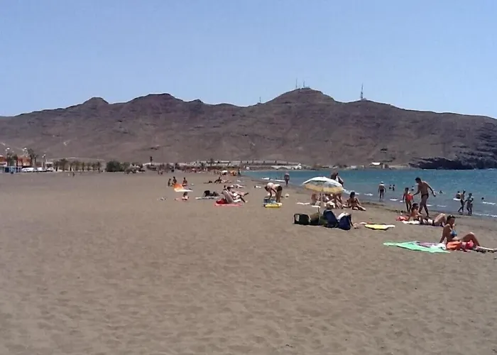 Amazing Sea View With Sun Drenched Terrace! Apartmán *