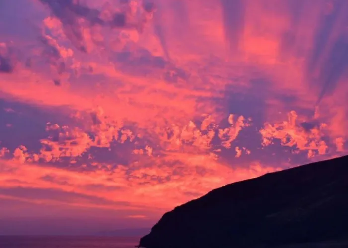 Amazing Sea View With Sun Drenched Terrace! *